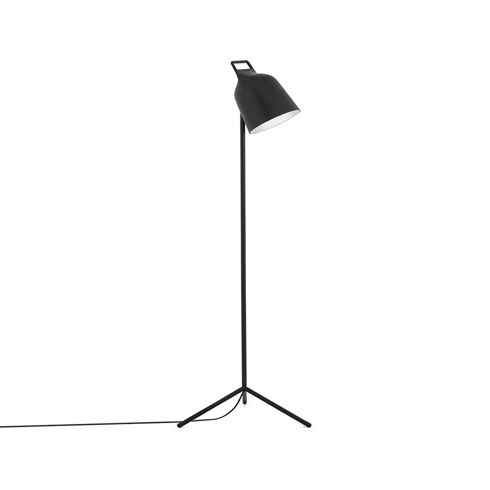 Stage Stehleuchte, Black, pulverbeschichteter Stahl Normann Copenhagen