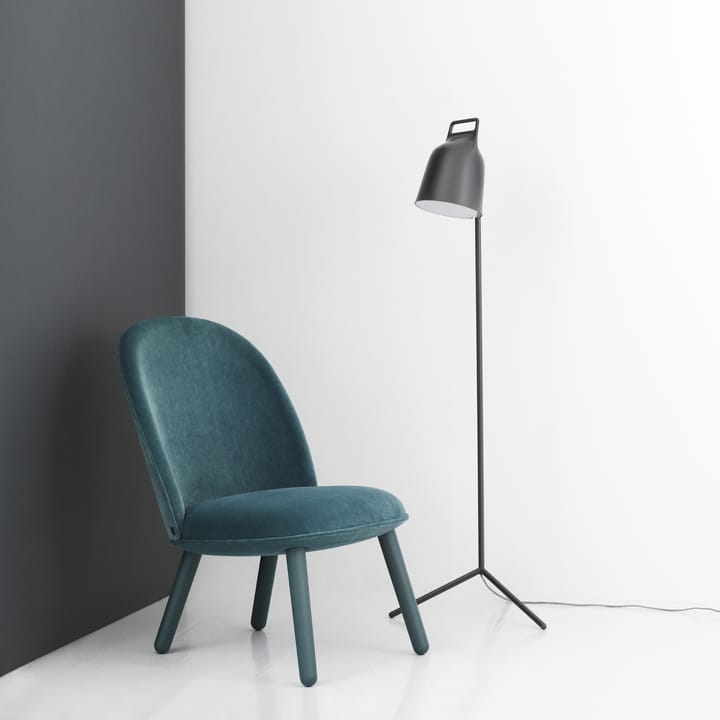 Stage Stehleuchte, Black, pulverbeschichteter Stahl Normann Copenhagen