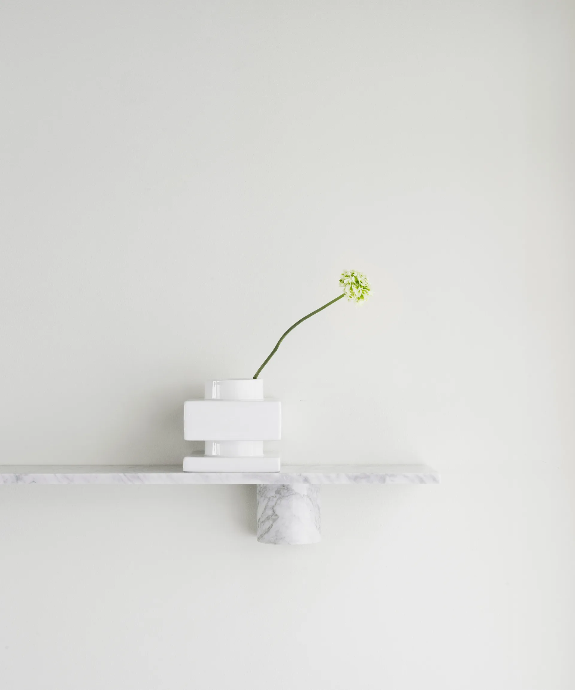 Sten Shelf Regal 80 cm, White marble Normann Copenhagen