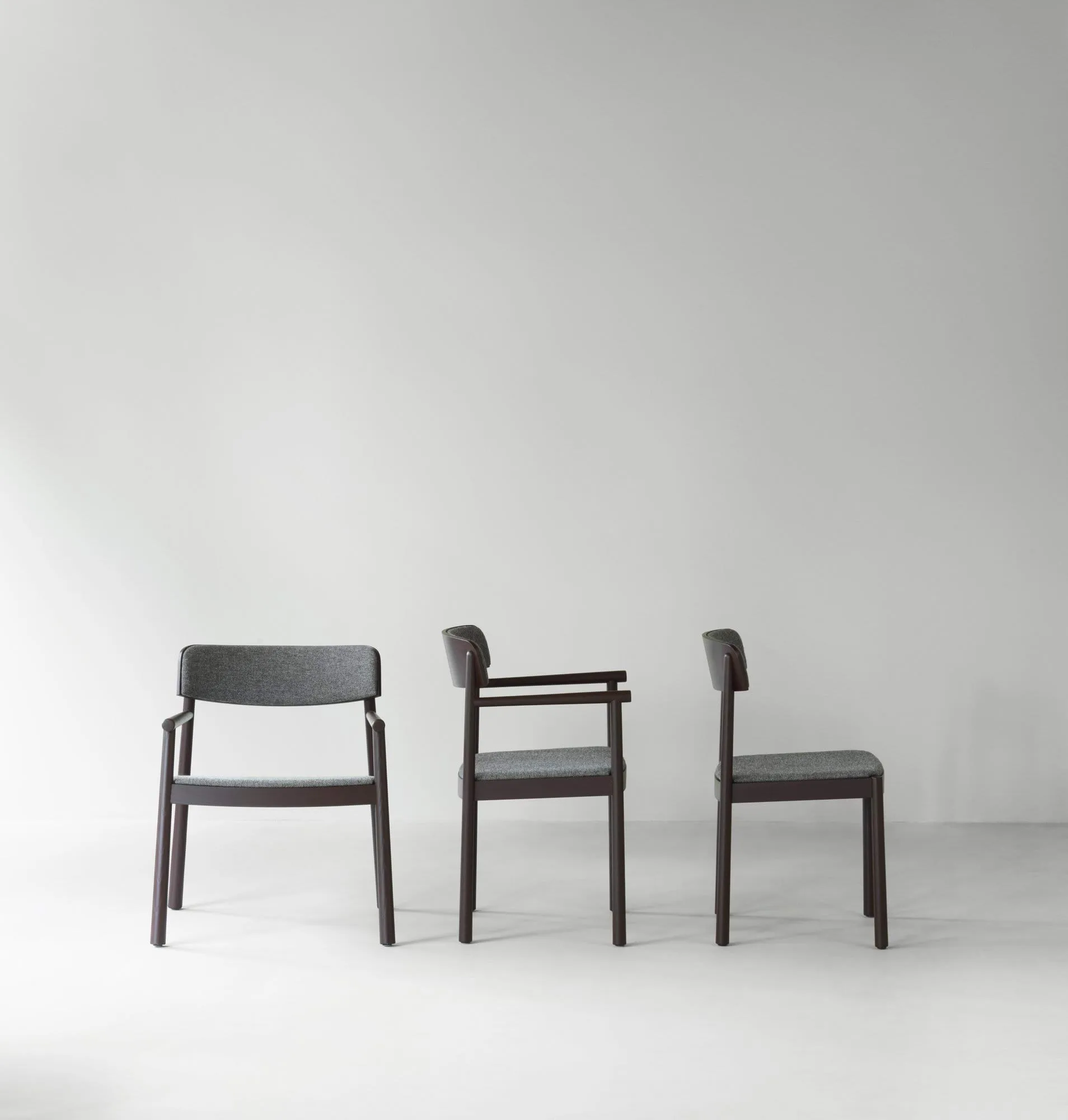 Timb Sessel, Brown ash-Hallingdal 368 Normann Copenhagen