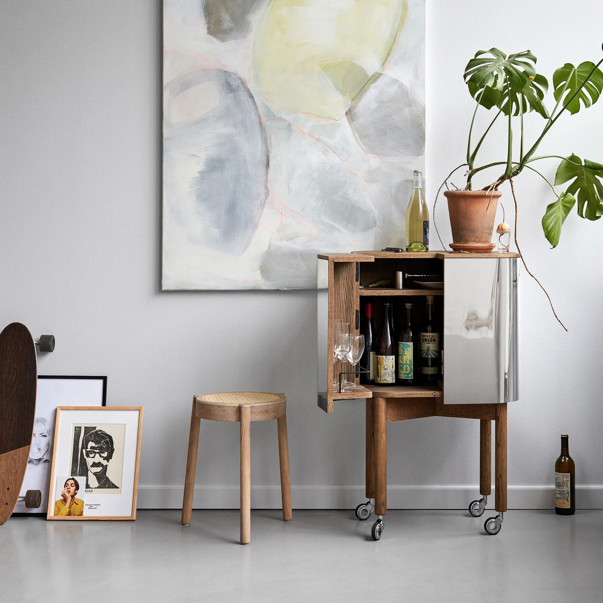 Loud Barschrank auf Rädern, Geraucht Eiche Northern