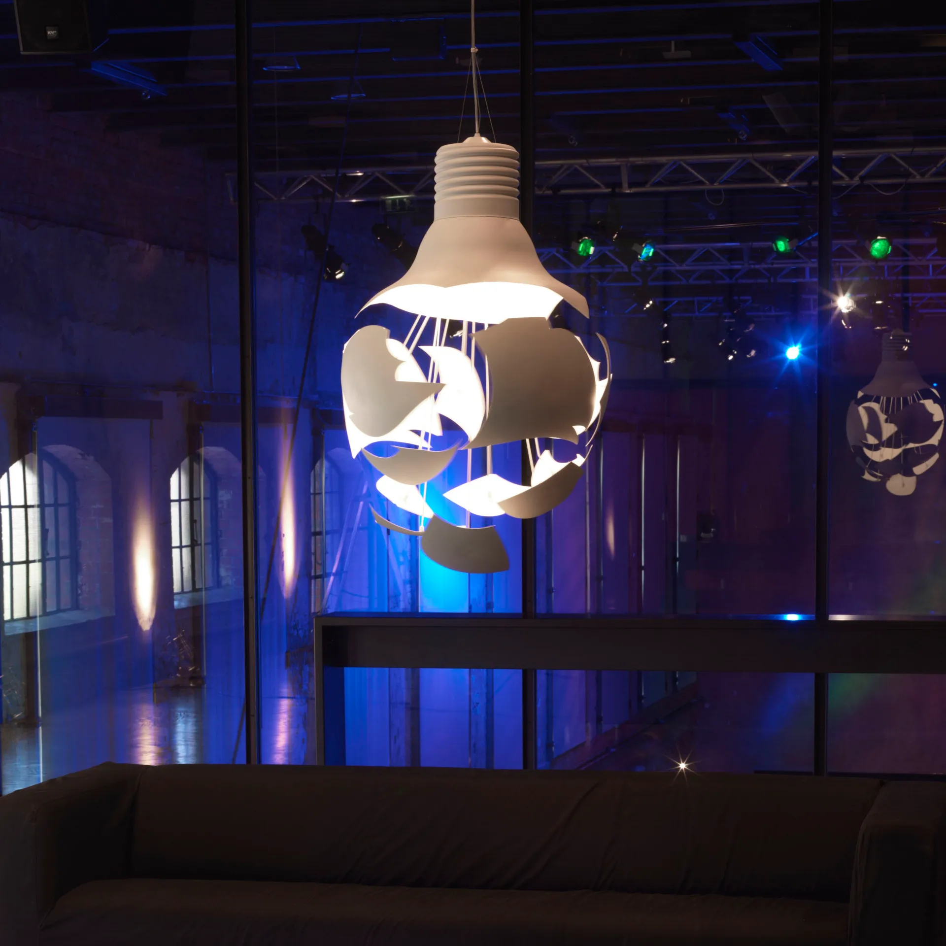 Scheisse Pendelleuchte, Matt weiß Northern