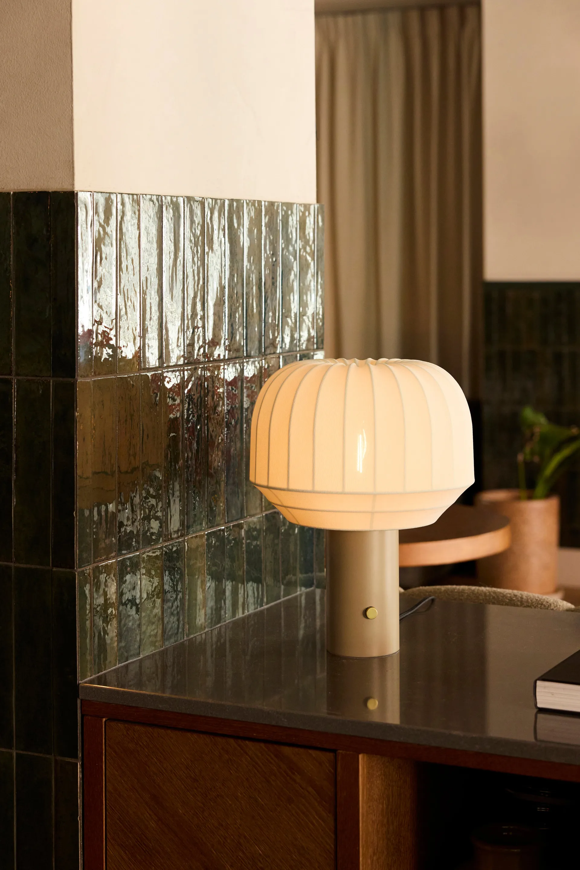 Tradition Tischleuchte 39 cm, White Northern