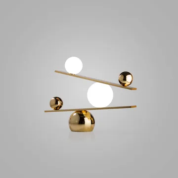 Balance Tischleuchte - Messing, v2 - Oblure