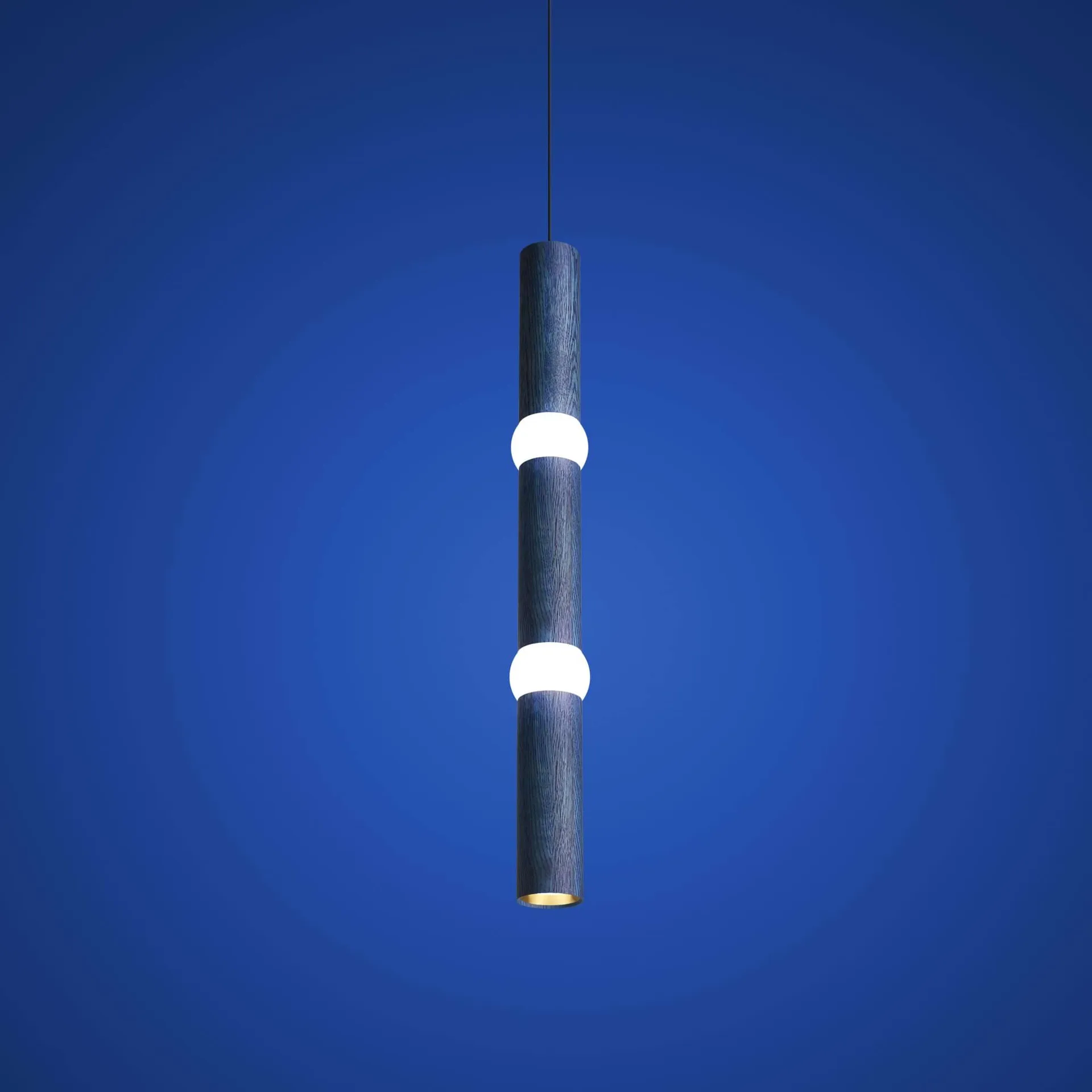 Lightbone Pendelleuchte, Groß 83,6 cm, Blau Eiche Oblure