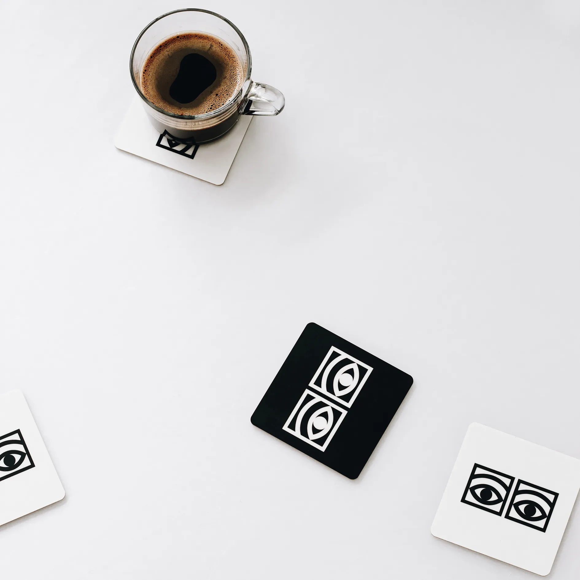 Ögon Glasuntersetzer 4-pack, Schwarz Olle Eksell