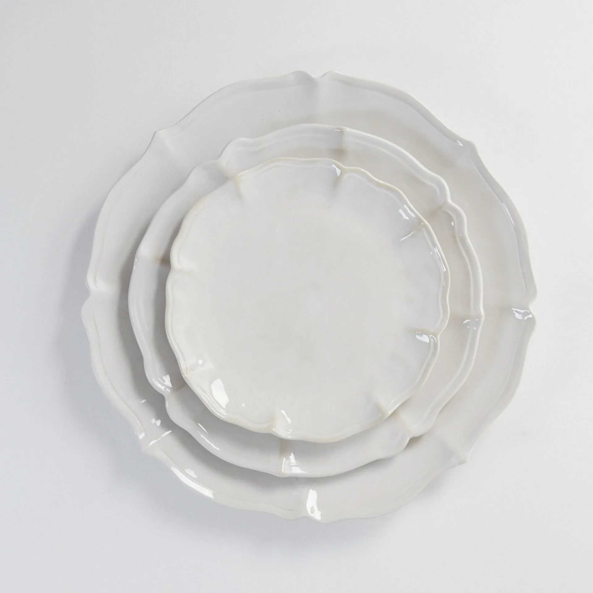 Judith großer Teller Ø34cm, Weiß Olsson & Jensen