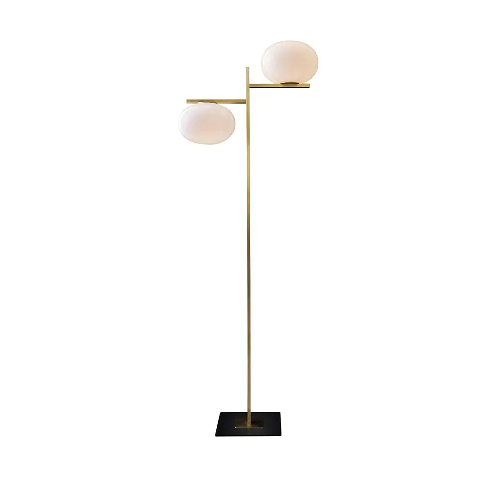 Alba 383 Stehleuchte, Opal, Messing Oluce