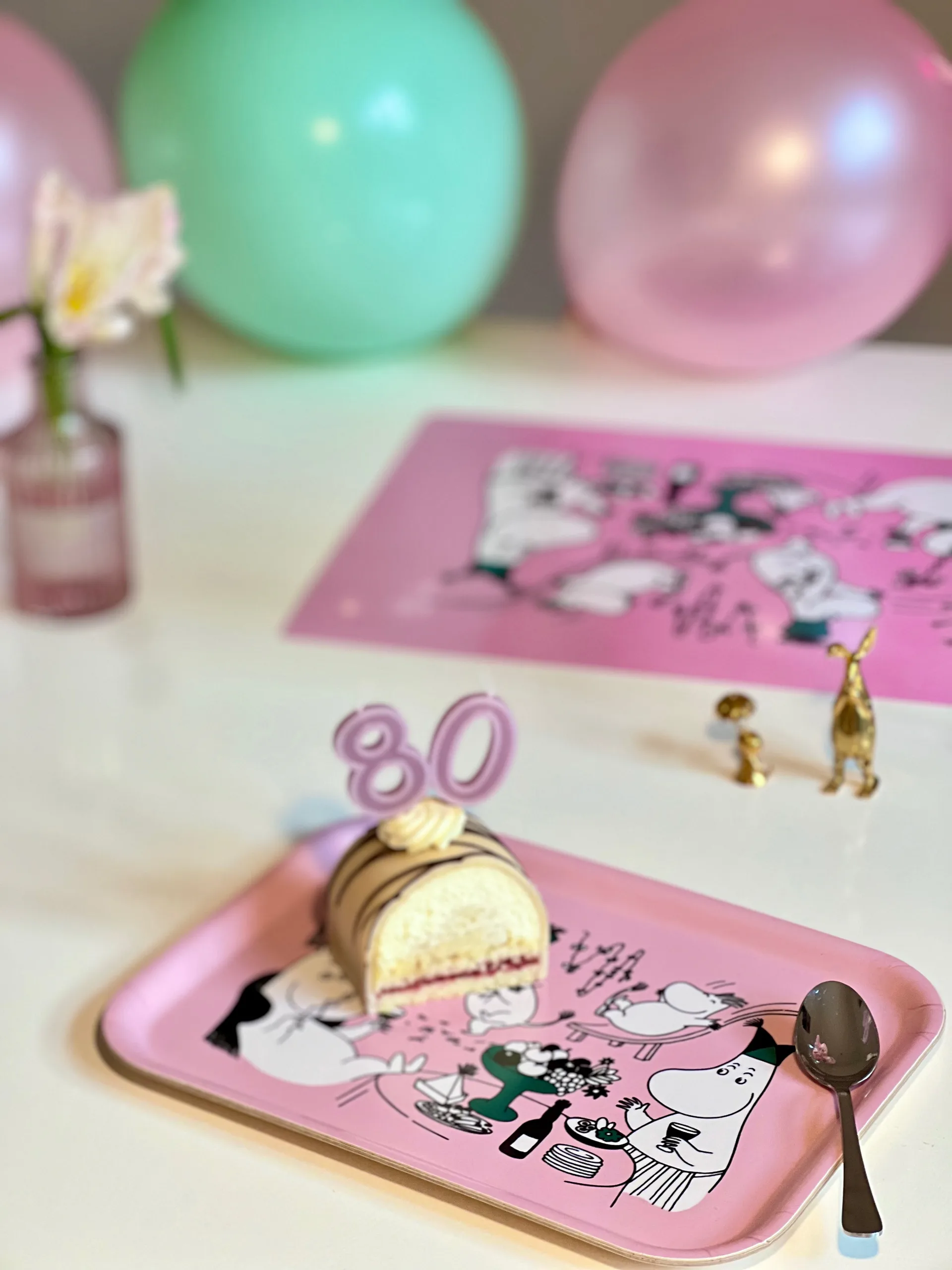 Moomin 80 Tablett 20x27 cm, Rosa Opto Design