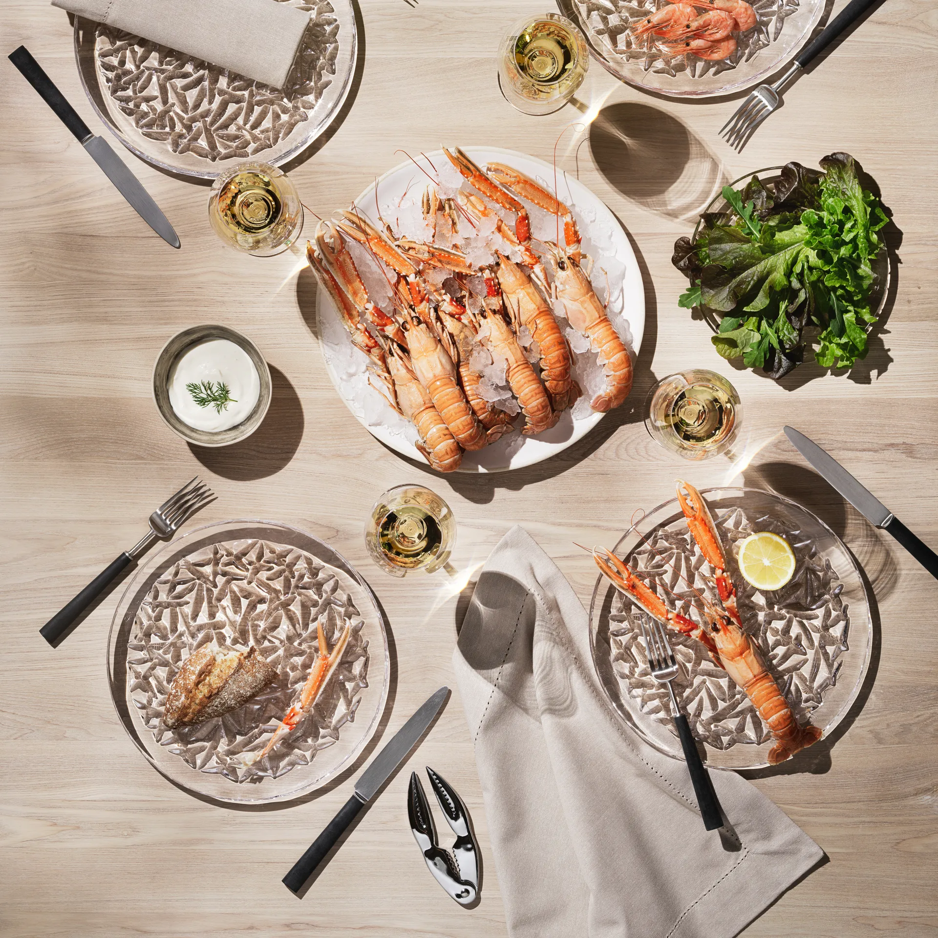 Carat Teller, Ø 27cm Orrefors