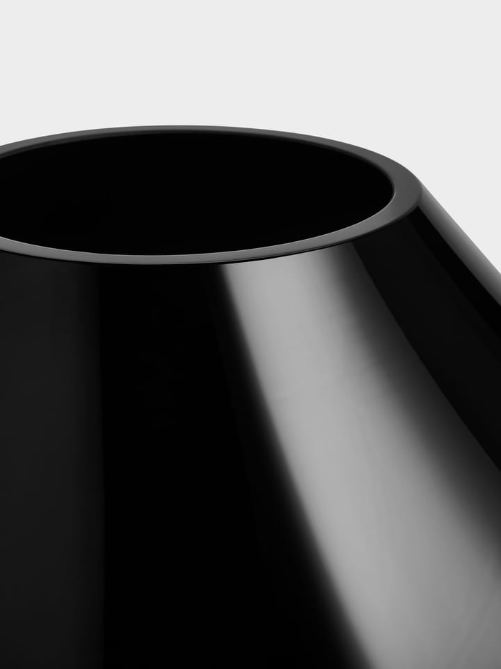 Ebon Vase 190mm - Schwarz - Orrefors