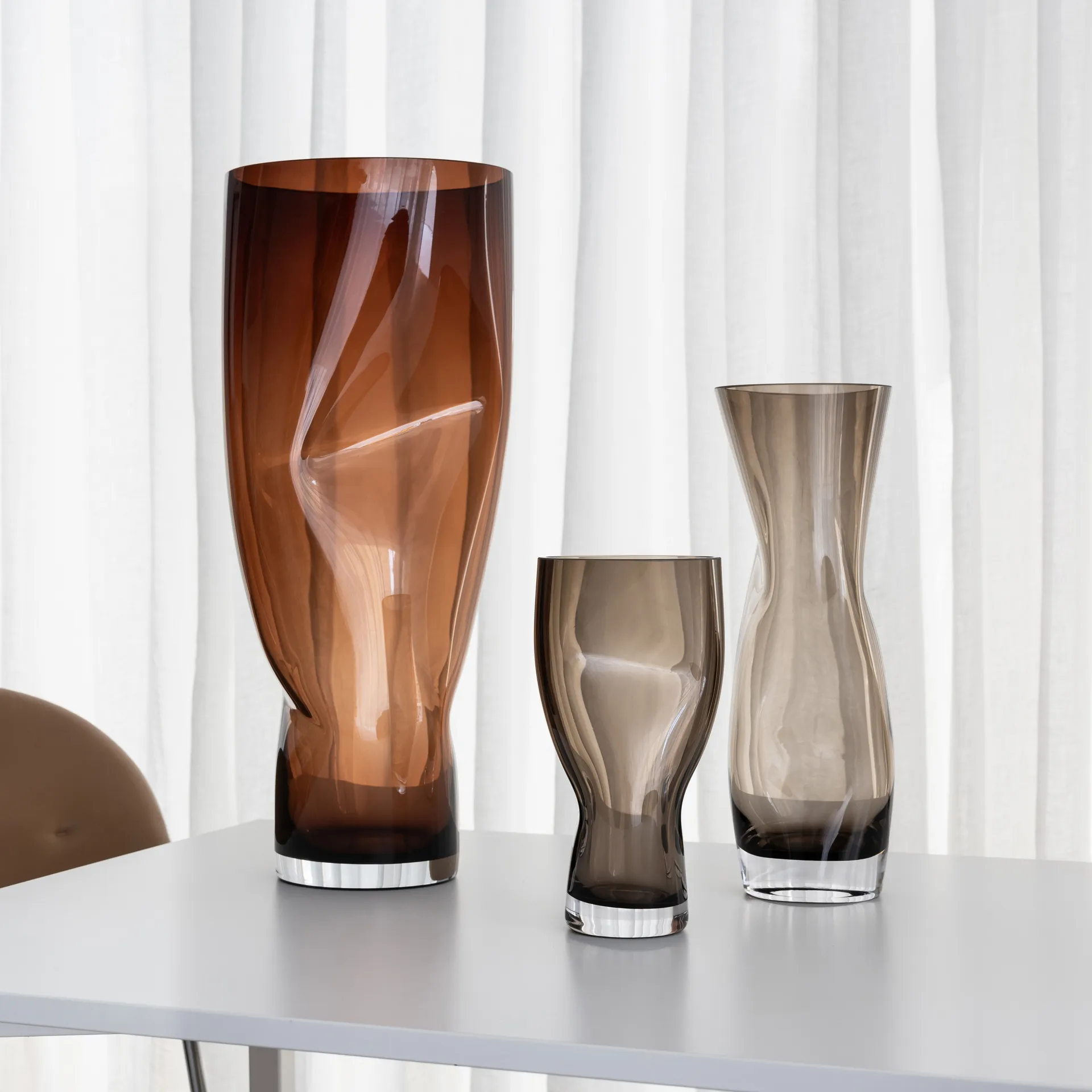 Squeeze Vase, Sunset brown Orrefors