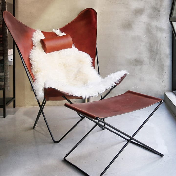 KS Chair Fledermaussessel - Leder cognac, Schwarzes Gestell - OX Denmarq