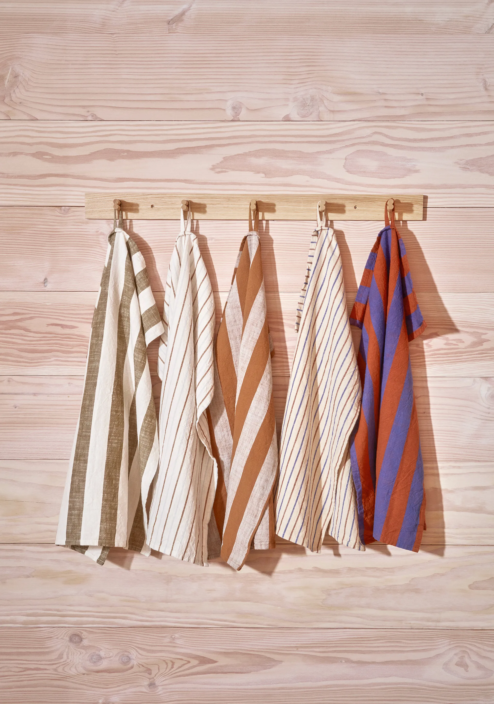 Kurin Geschirrtuch 50 x 70cm 2er Pack, Olive-offwhite OYOY