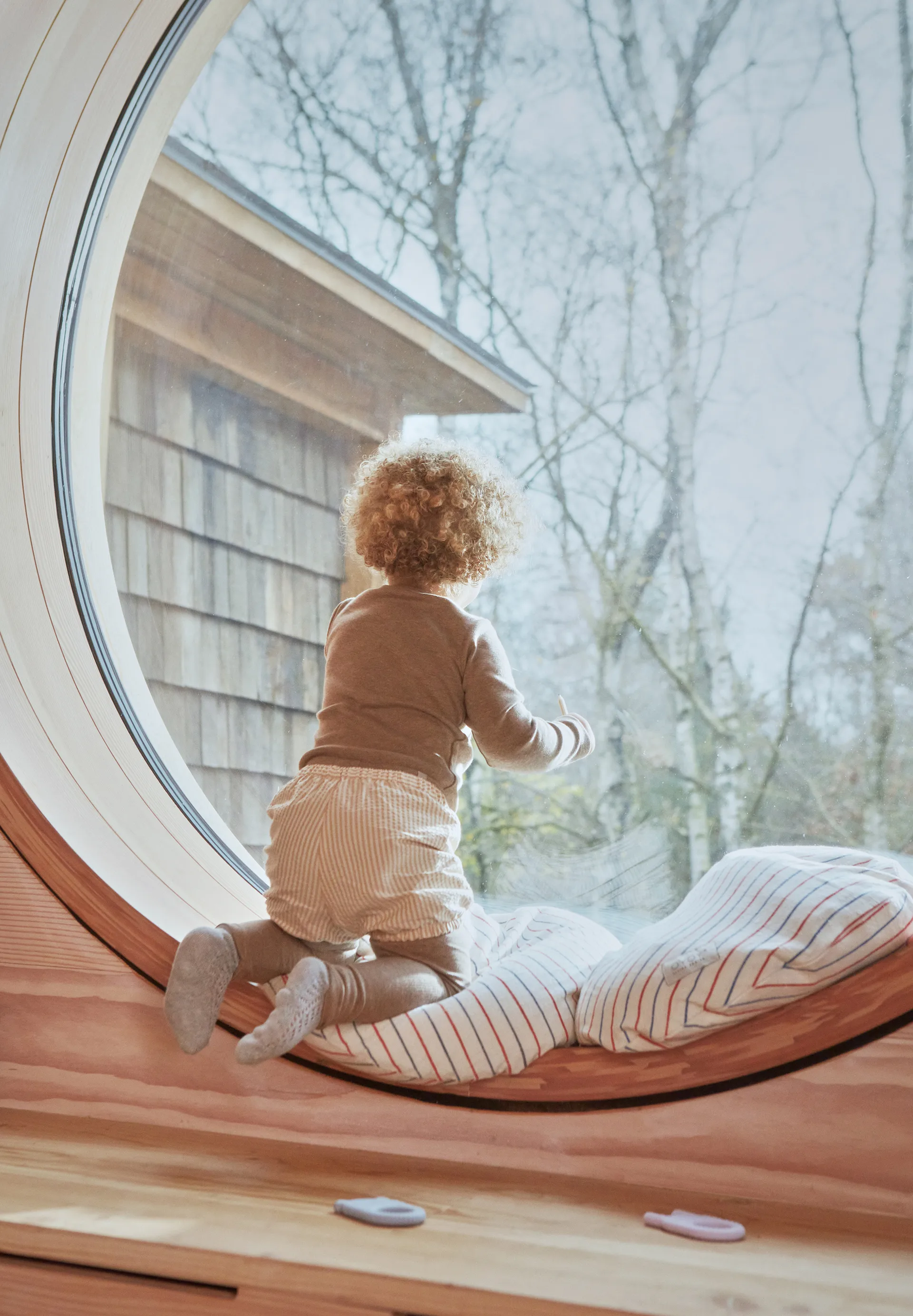 Kyoto Kissen Ø48cm, Blue-red OYOY