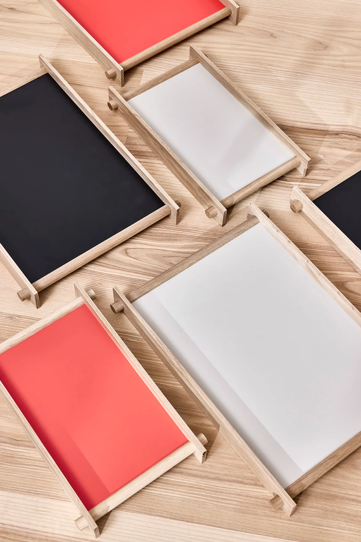 Pieni Tablett small 23,5x36,5 cm, Black OYOY