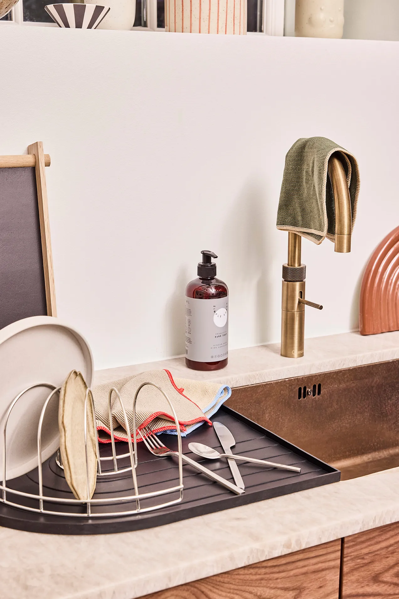 Pieni Tablett small 23,5x36,5 cm, Black OYOY