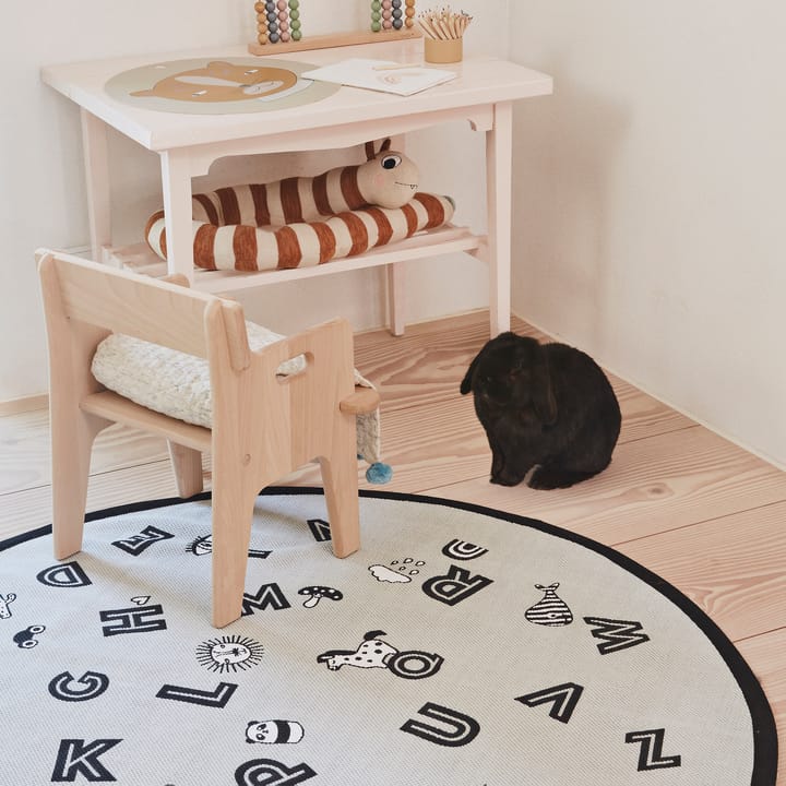 The alphabet Teppich Ø120cm, Grau OYOY