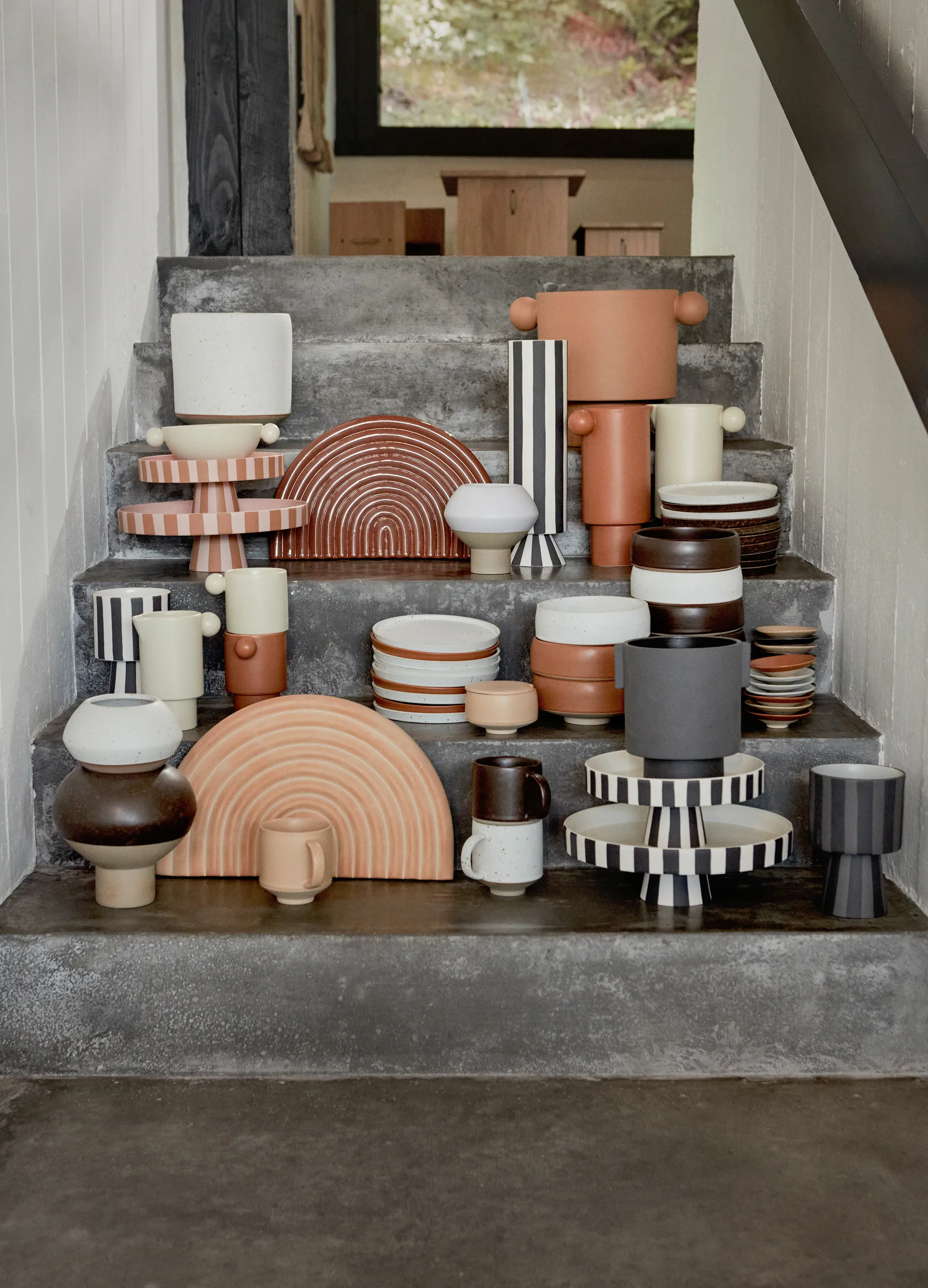 Toppu Servierteller groß Ø27cm, Schwarz-weiß OYOY