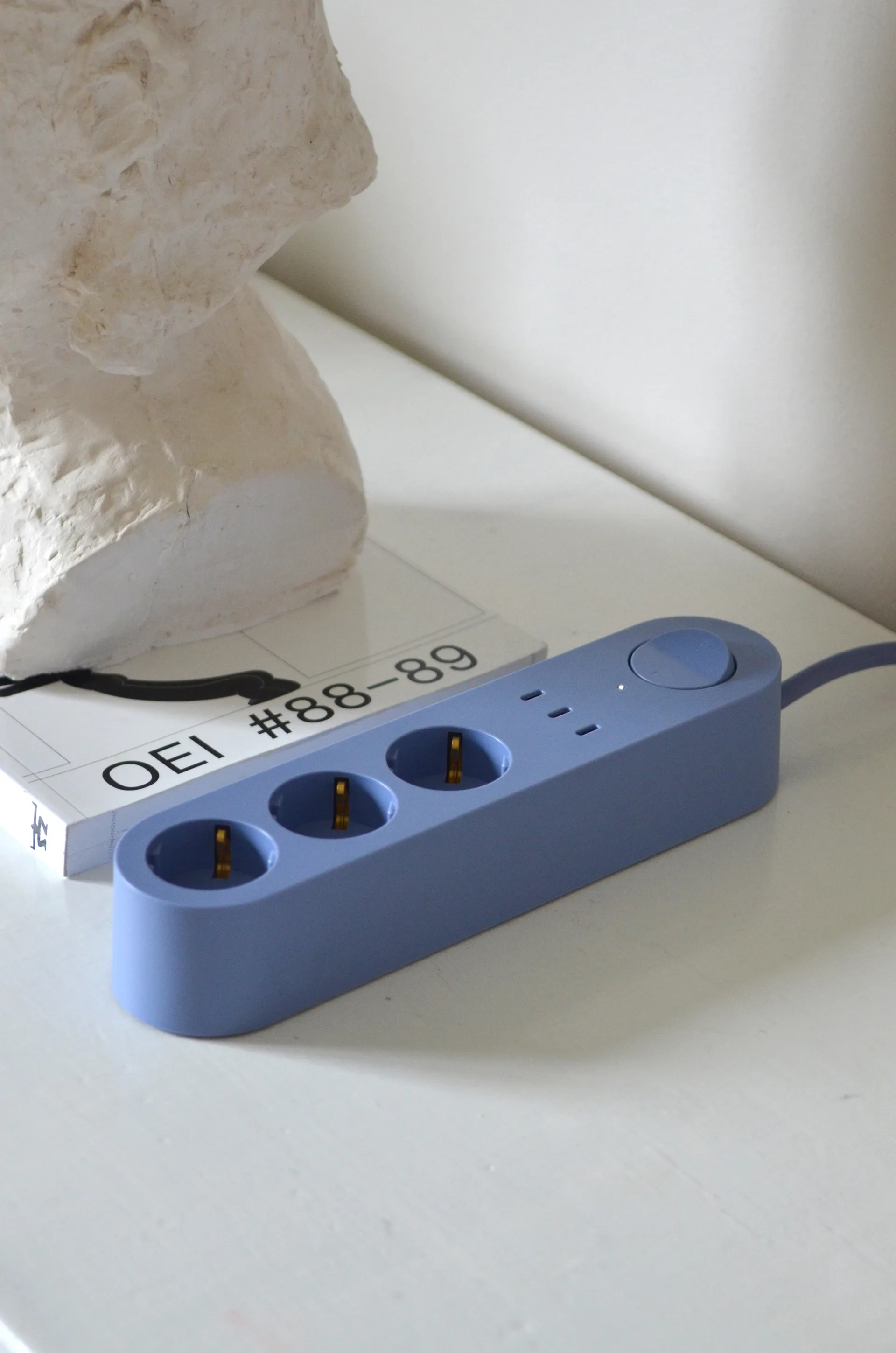 Alma Power Bar Steckdosenleiste, Kattegatt blue Palette