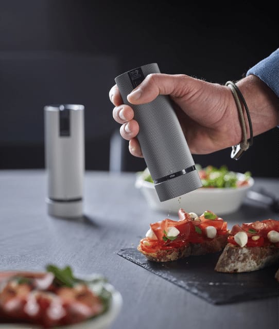 Line elektrische Pfeffermühle 20 cm | Peugeot → NordicNest.de