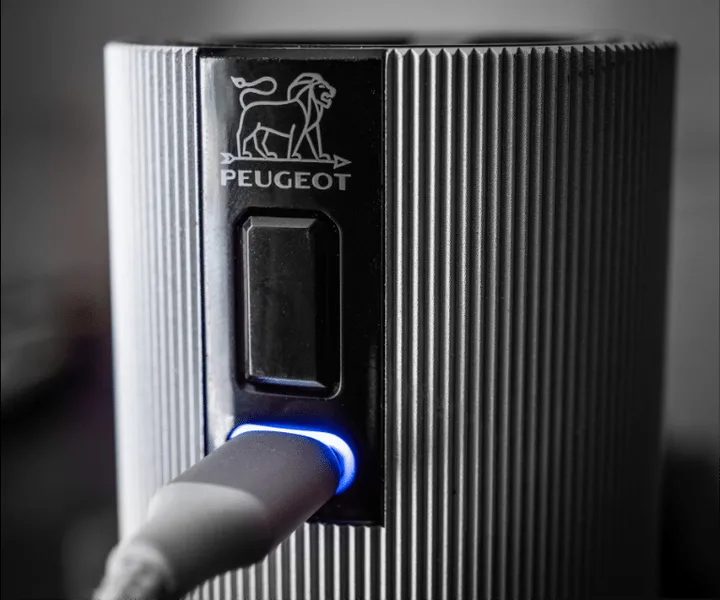 Line elektrische Pfeffermühle 20 cm | Peugeot → NordicNest.de