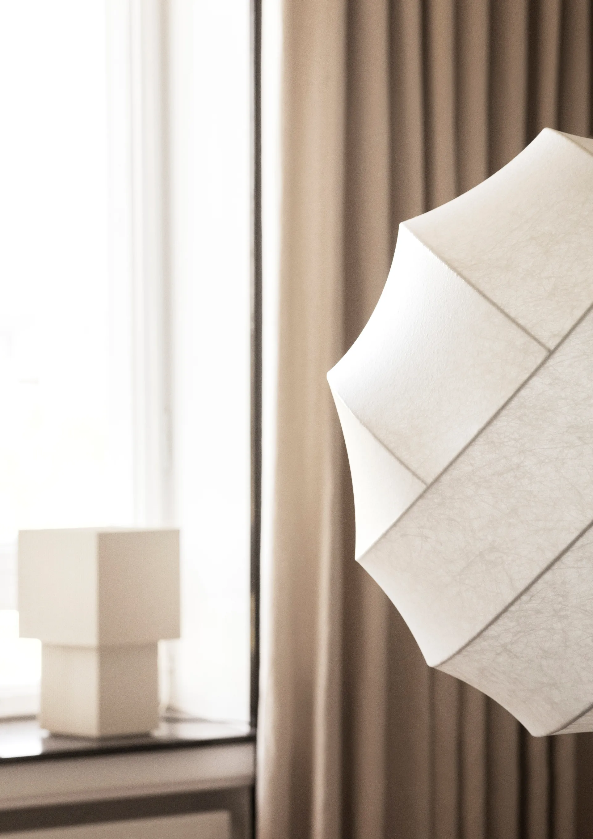 Turner 50 Pendelleuchte, White Pholc