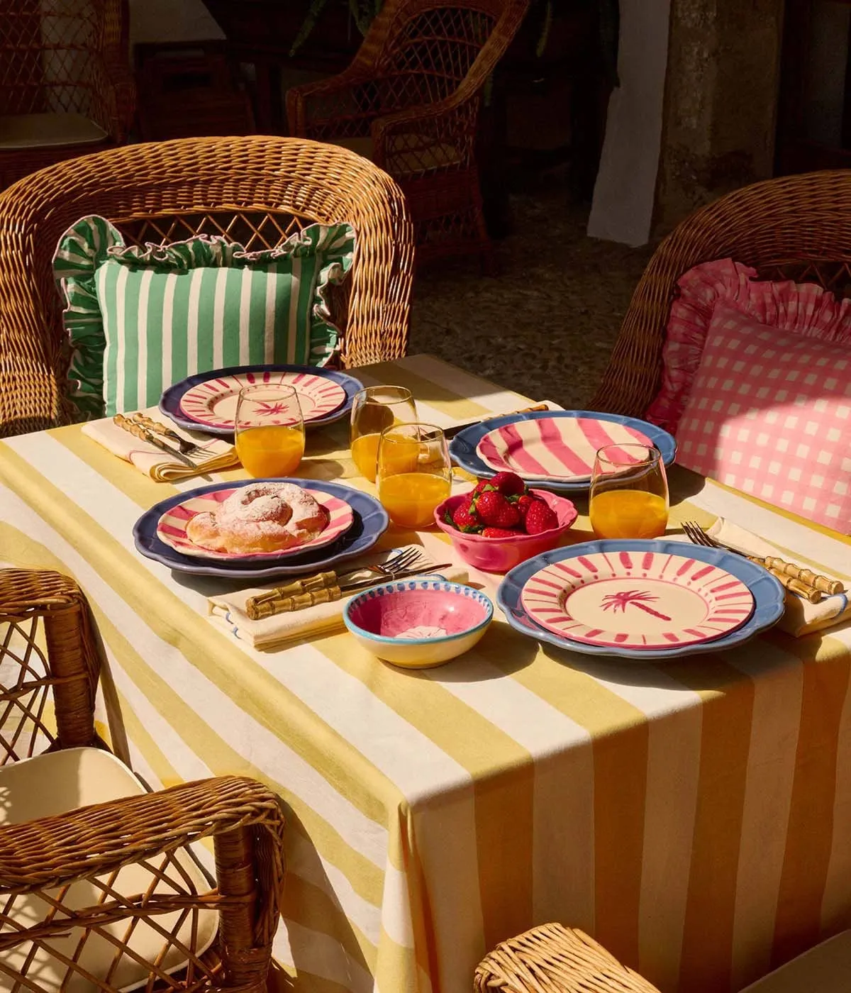 Breton Tischdecke, Gelb, 250x150 cm Pick a Poppy