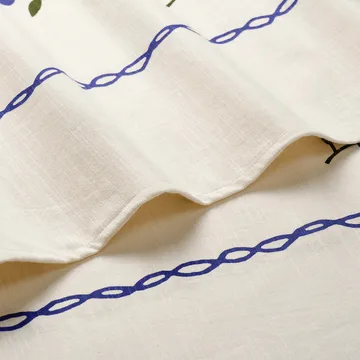 Madelen Möllard Pansy Tischdecke - Blau 250x150 cm - Pick a Poppy