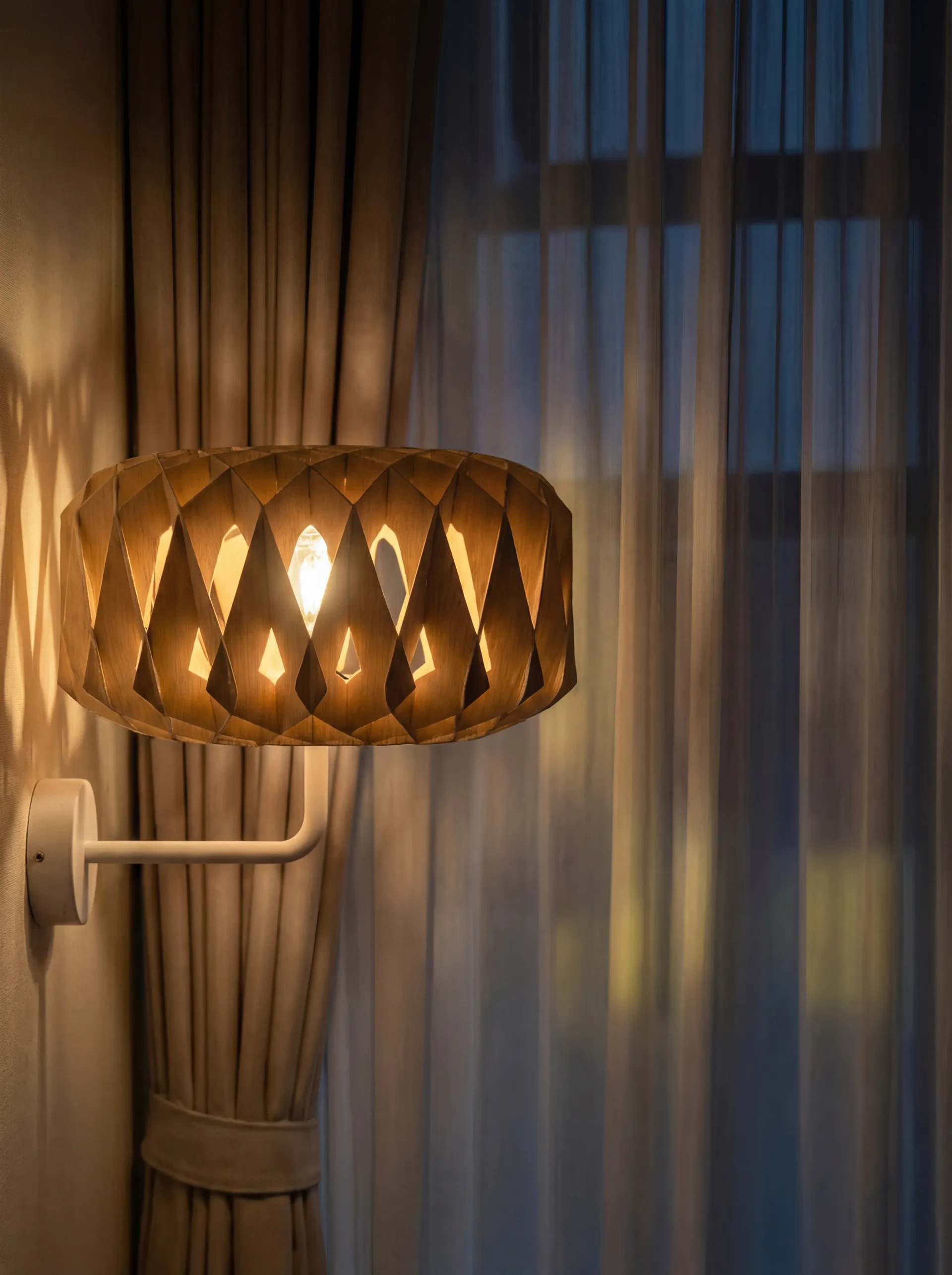 Signature 25 Wandleuchte, Birke, Ø28x15,5 cm Pilke