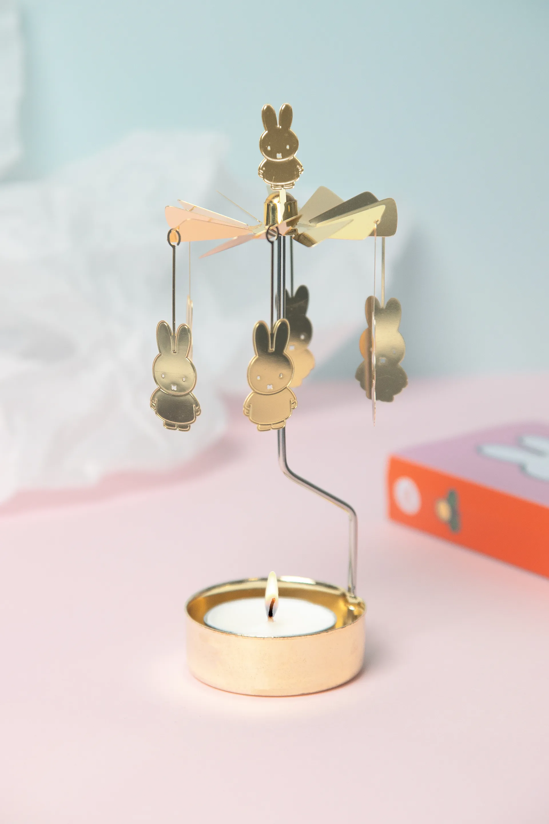 Miffy Engelspiel, Gold Pluto Design