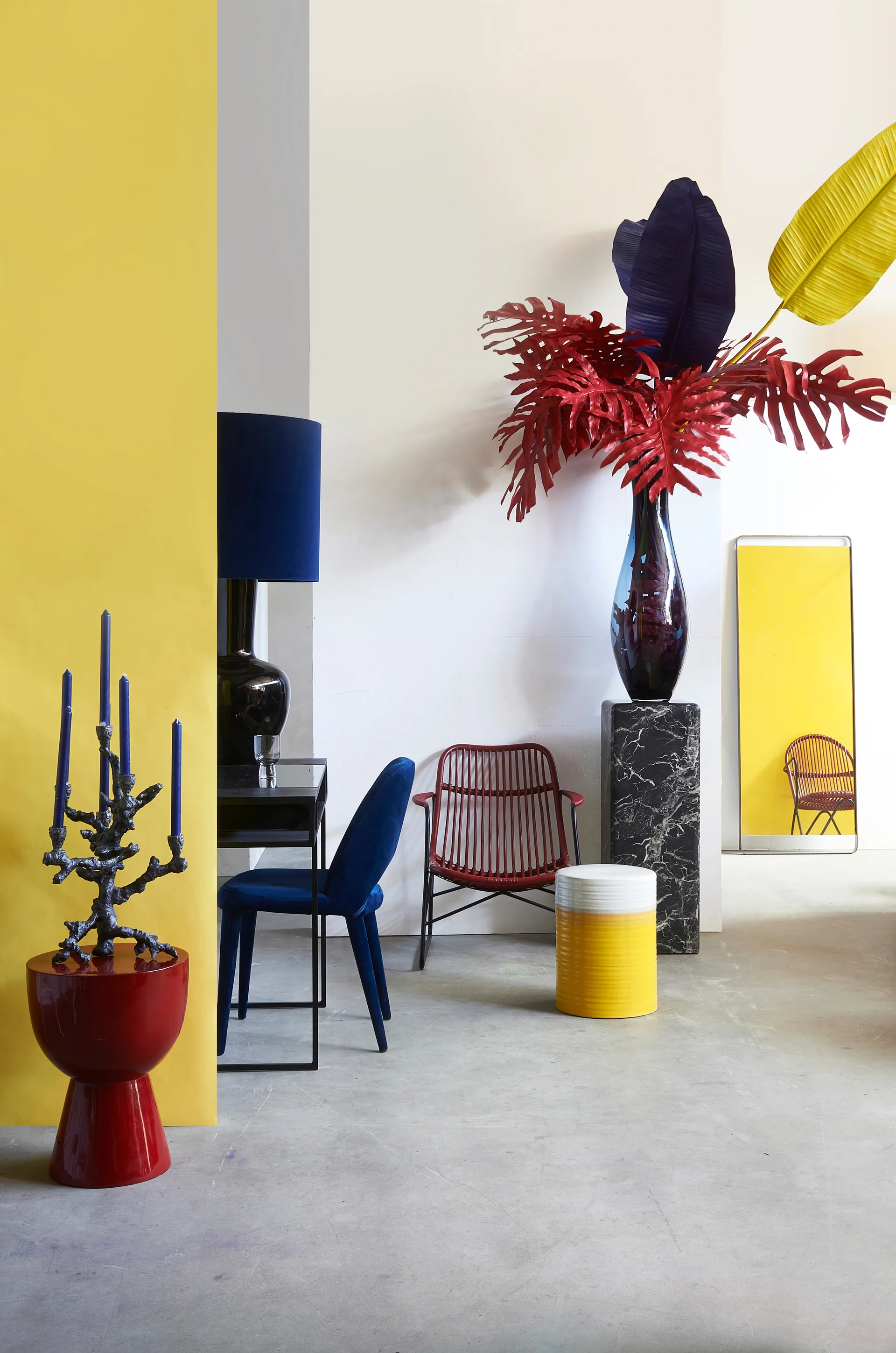 Apple Tree Kerzenständer L 53 cm, Dunkelgrau POLSPOTTEN