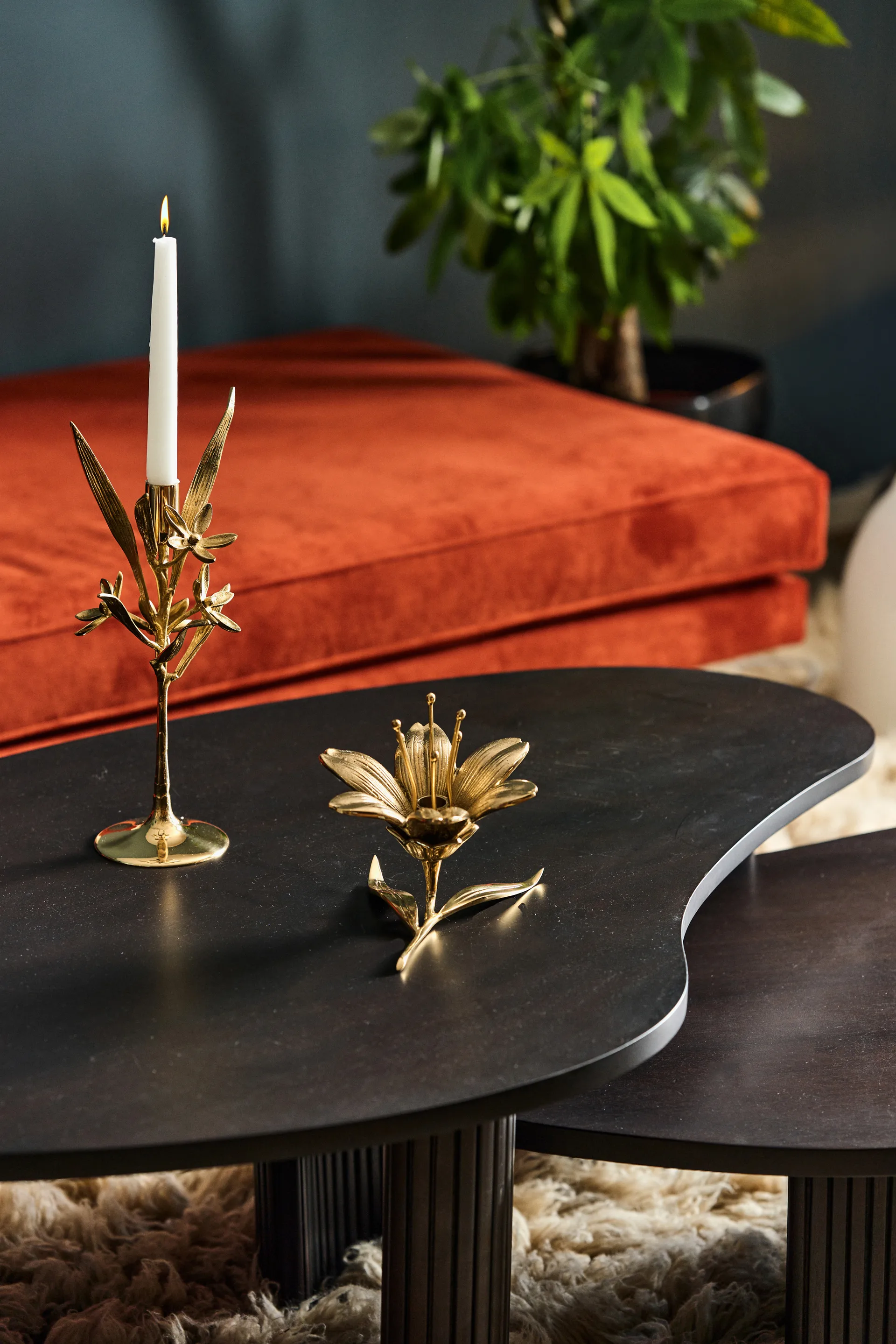 Lilly Kerzenständer 15 cm, Gold POLSPOTTEN