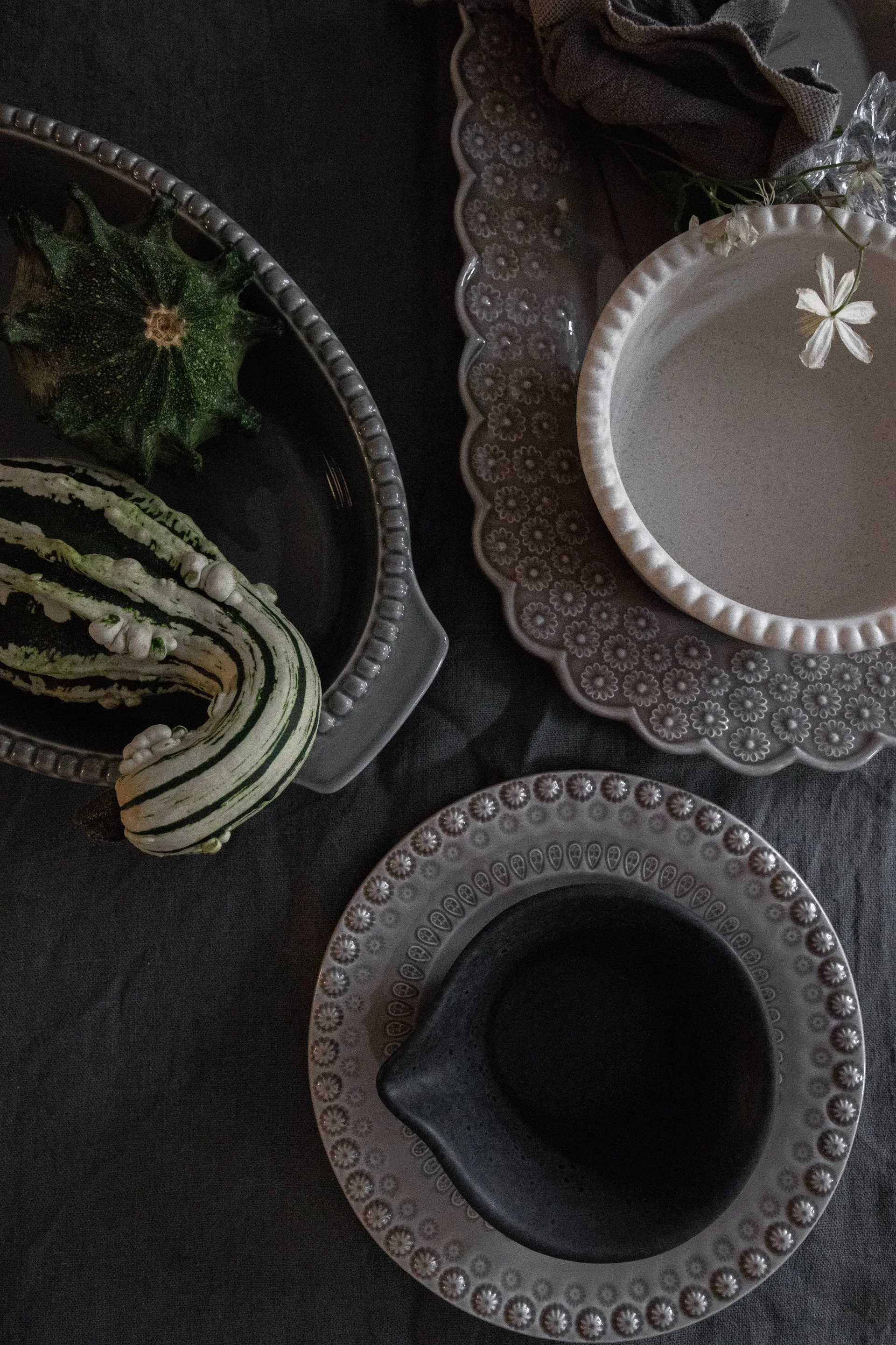 Ditsy ovaler Servierteller, Greige (beige) PotteryJo