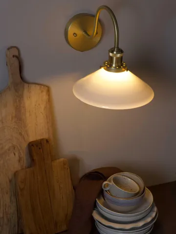 August Wandleuchte - Opal-Messing - PR Home