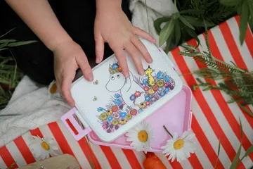 Mumin Äng Lunchbox 12x18,5 cm - Lila-Rosa - Rätt Start