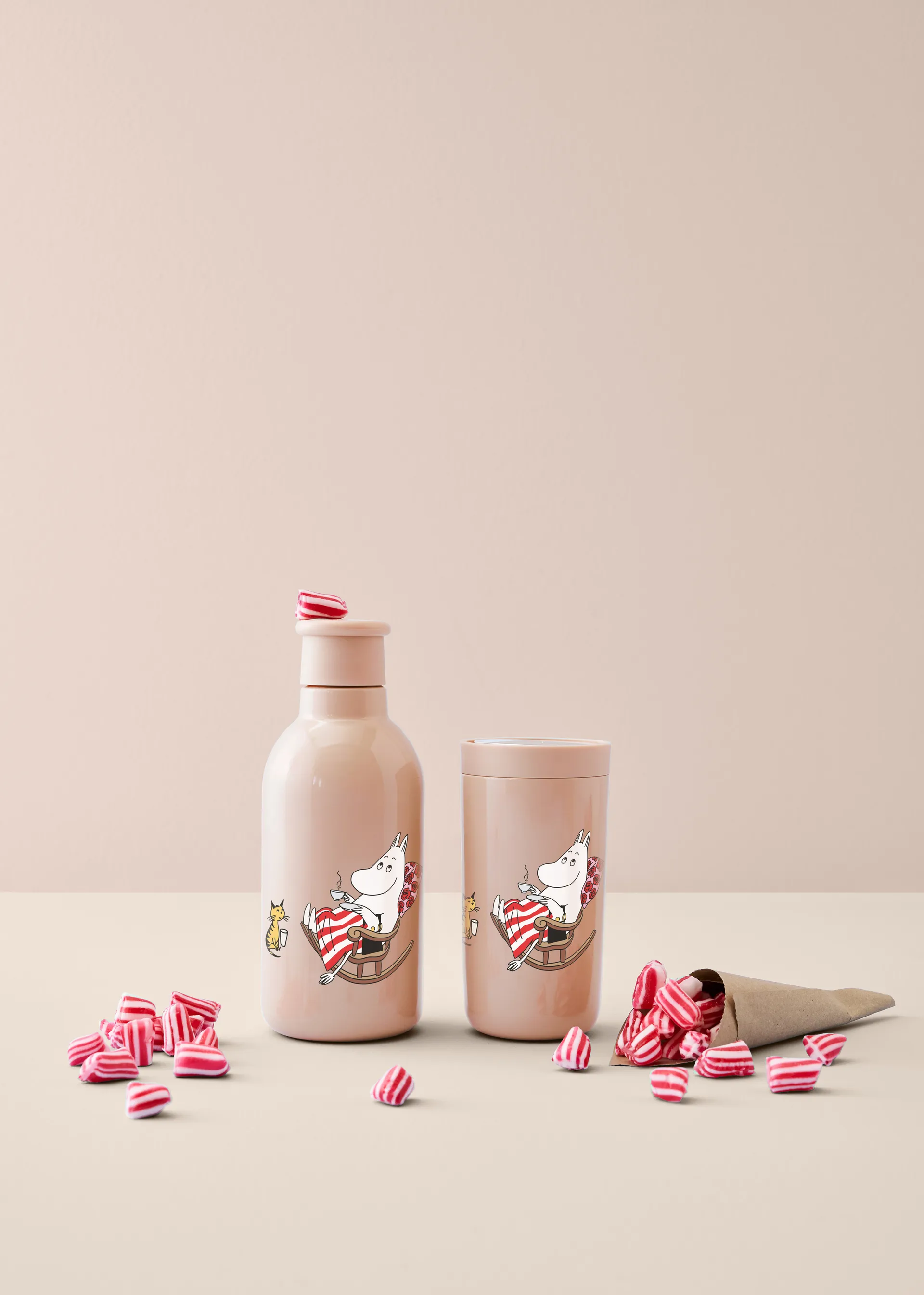 DRINK-IT Mumin Thermosflasche 0,5 L, Moomin mamma RIG-TIG