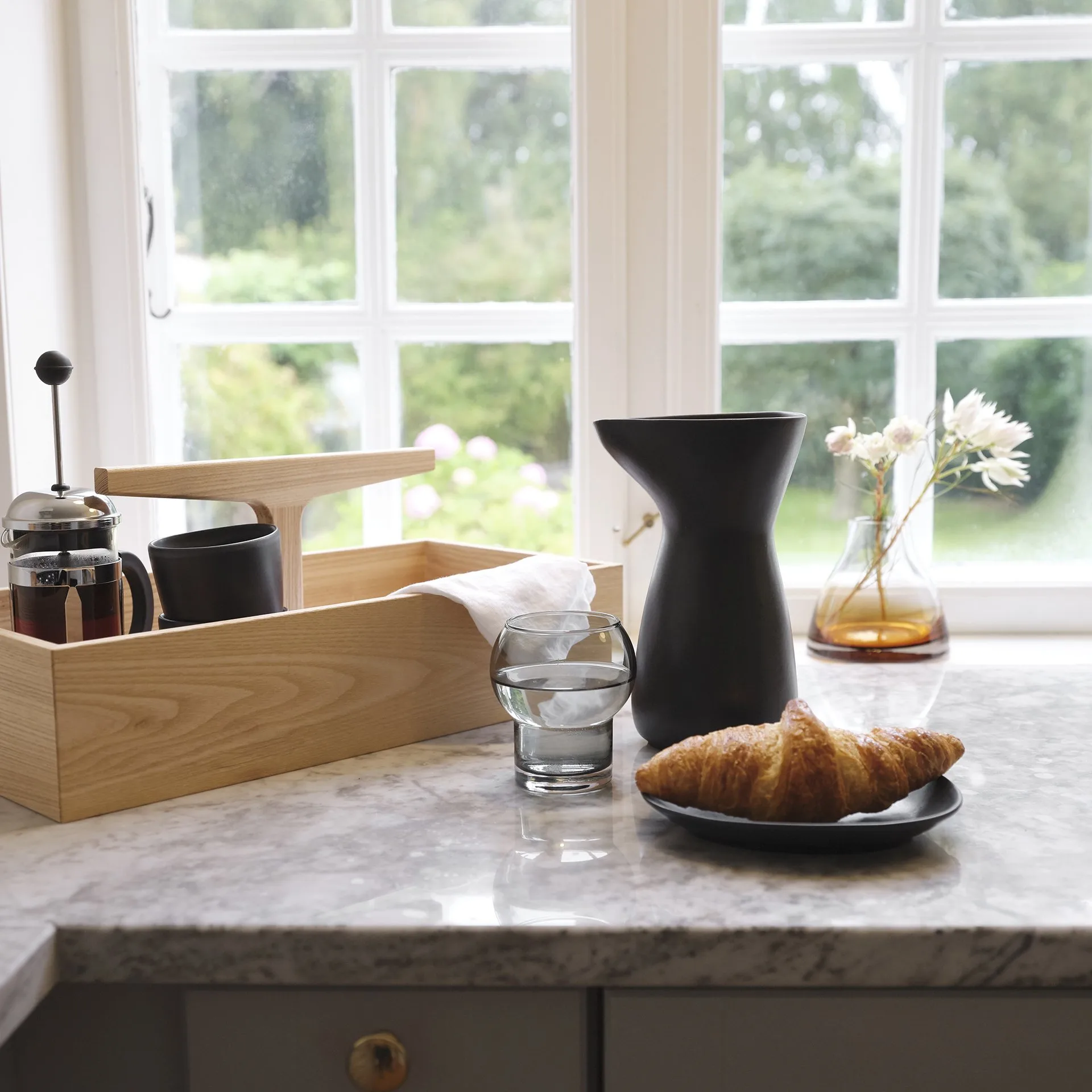 Jug no. 58 Large, Lava stone Ro Collection