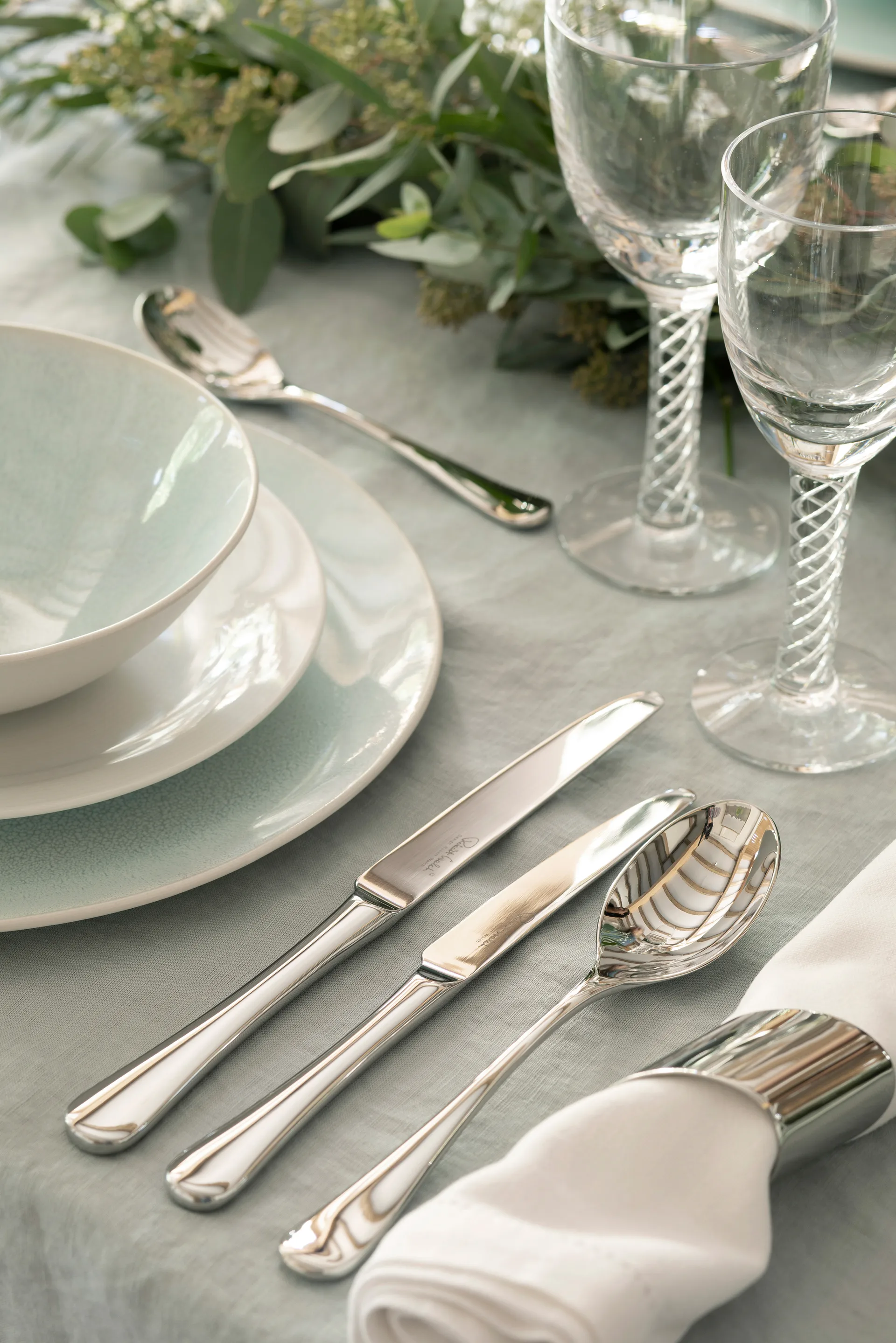 Radford Besteck-Set glänzend, 56 Teile Robert Welch