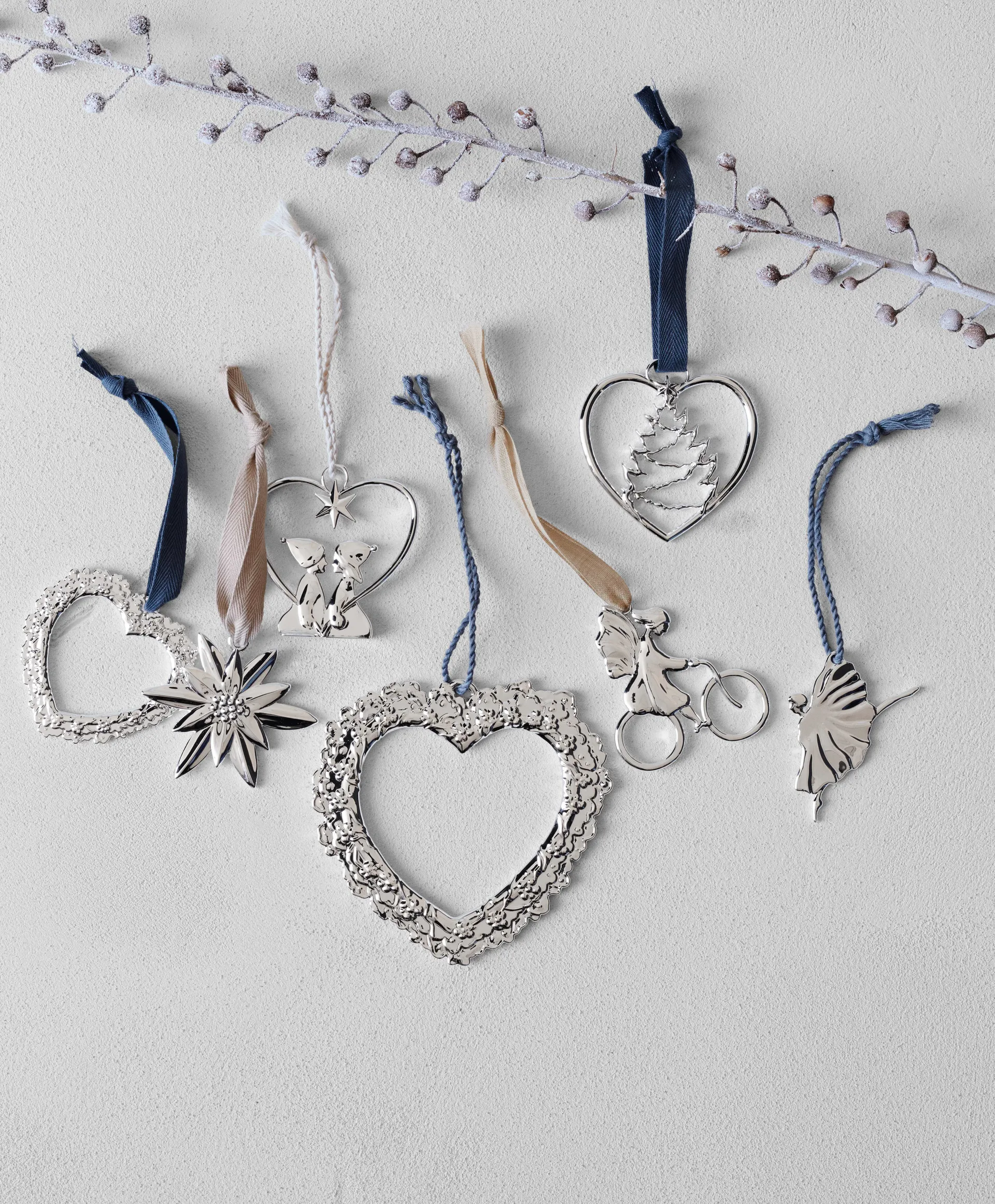 Karen Blixen Weihnachtsanhänger Herz mit Weihnachtsbaum, Silver Rosendahl