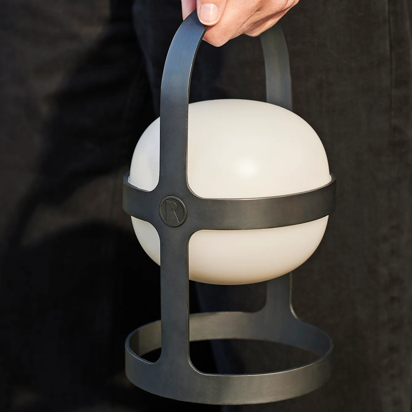 Soft Spot Solarzellenleuchte Scharwz, 25cm Rosendahl