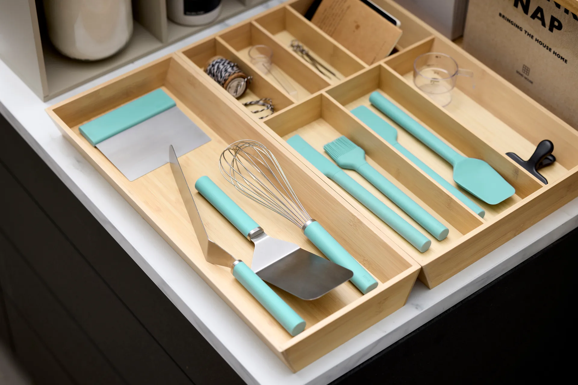 Emma Palettmesser breit Stahl 26 cm, Nordic green Rosti