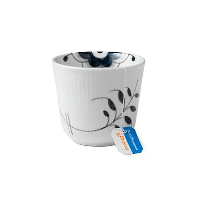 Black Fluted Mega Isolierbecher schwarz, 26 cl Royal Copenhagen