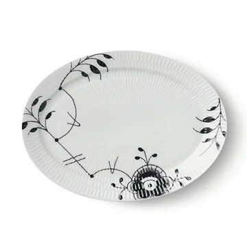 Black Fluted Mega ovaler Teller schwarz - 28 cm - Royal Copenhagen
