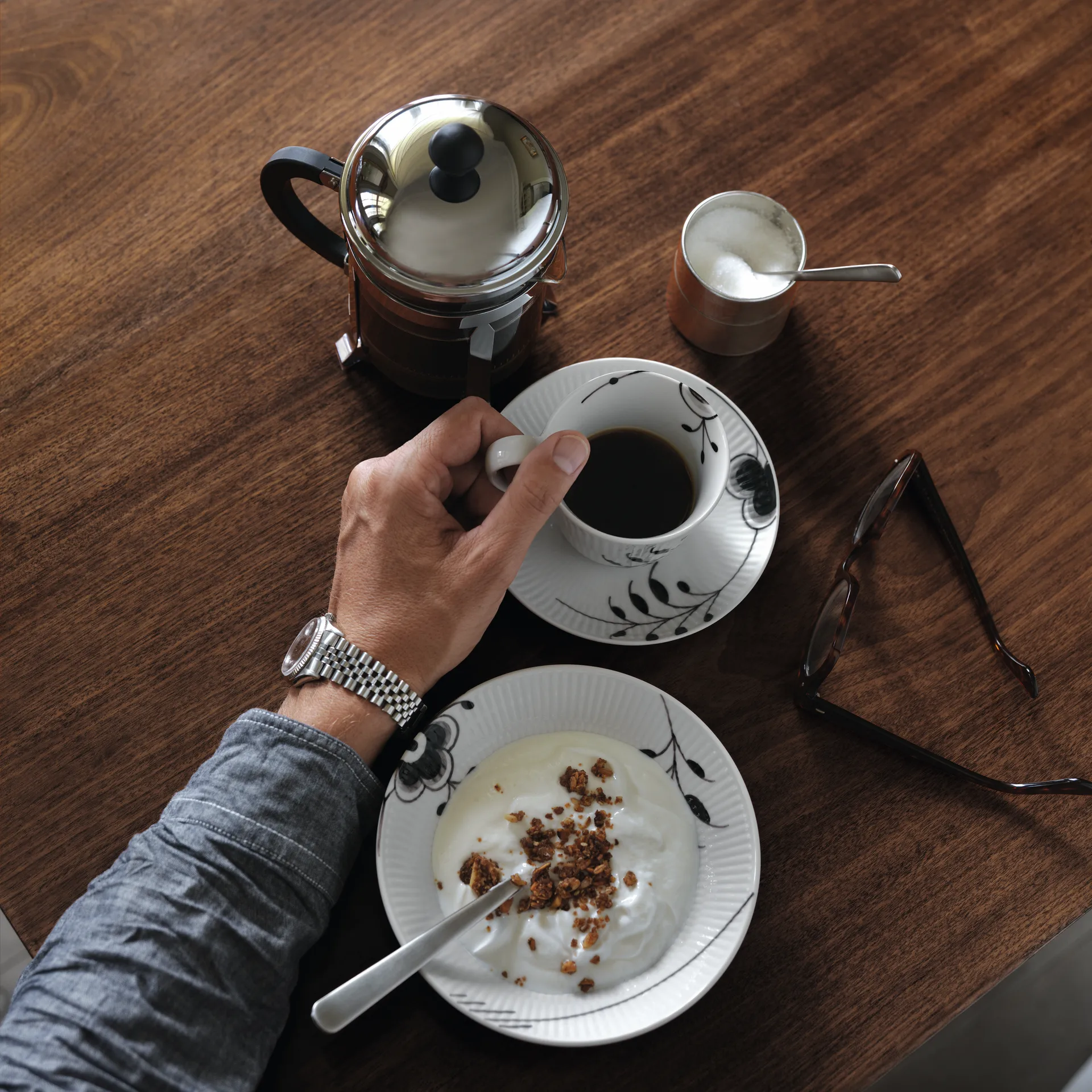 Black Fluted Mega Teller tief, Ø 17cm Royal Copenhagen