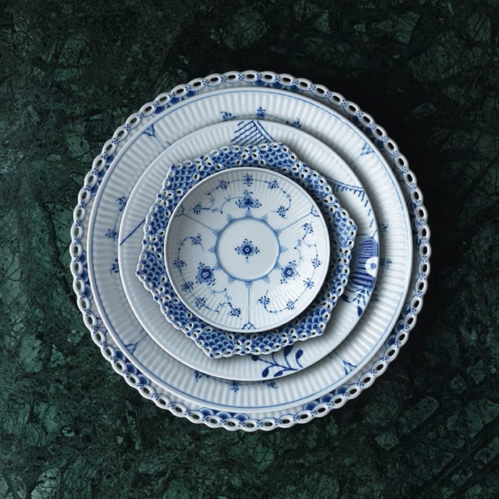 Blue Fluted Full Lace Teller durchbrochen 21cm - Ø 21cm - Royal Copenhagen