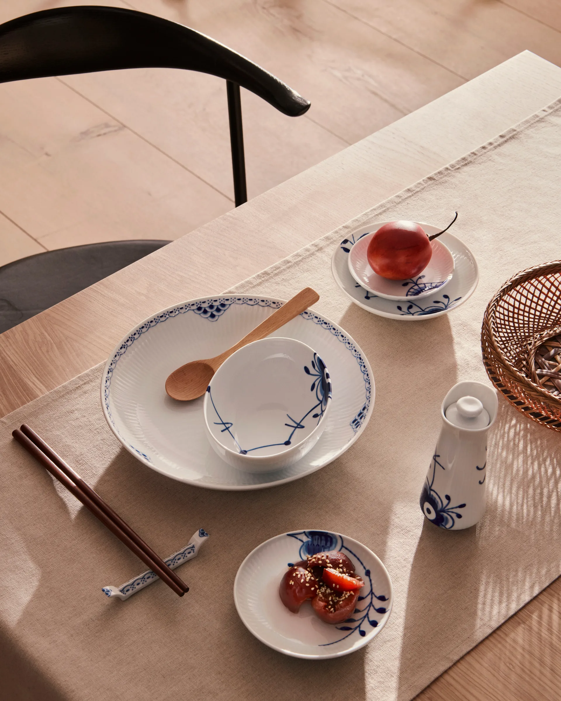 Blue Fluted Mega Sauciere mit Deckel 0,33 l, White-blue Royal Copenhagen