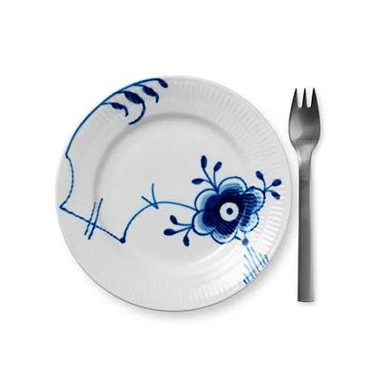 Blue Fluted Mega Teller 6, Ø 17cm Royal Copenhagen