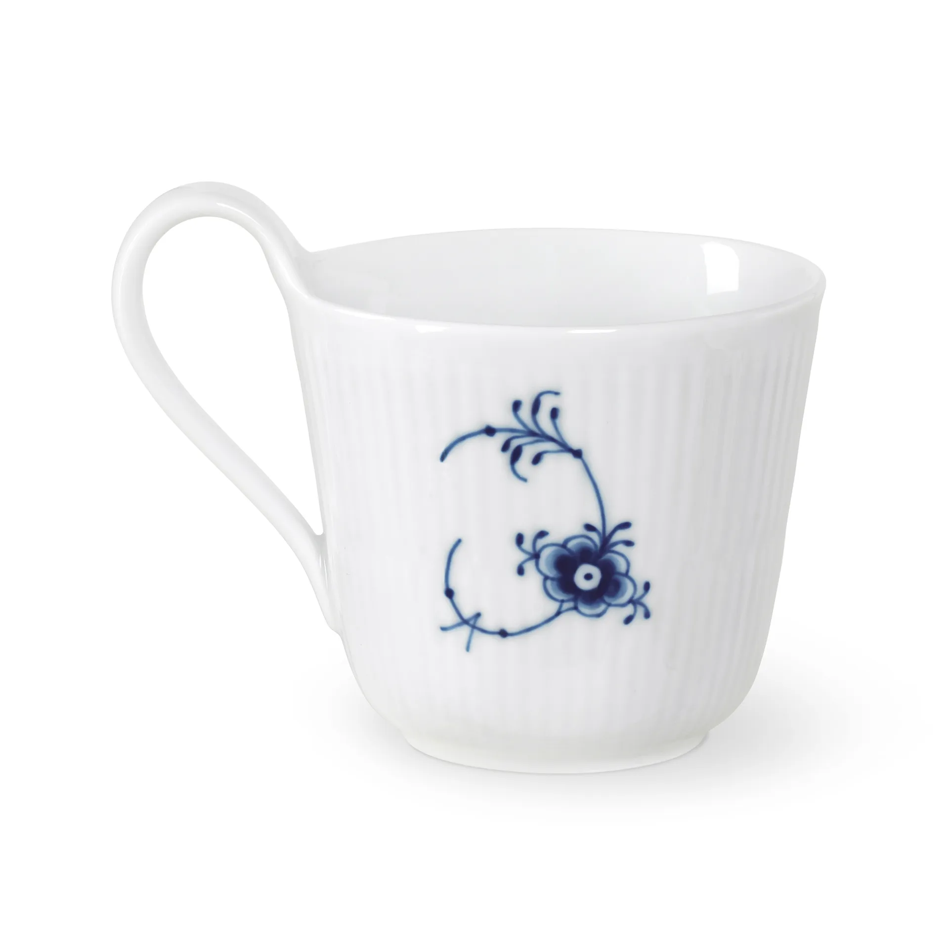 Blue Fluted Plain Alphabet Tasse 33cl, M Royal Copenhagen