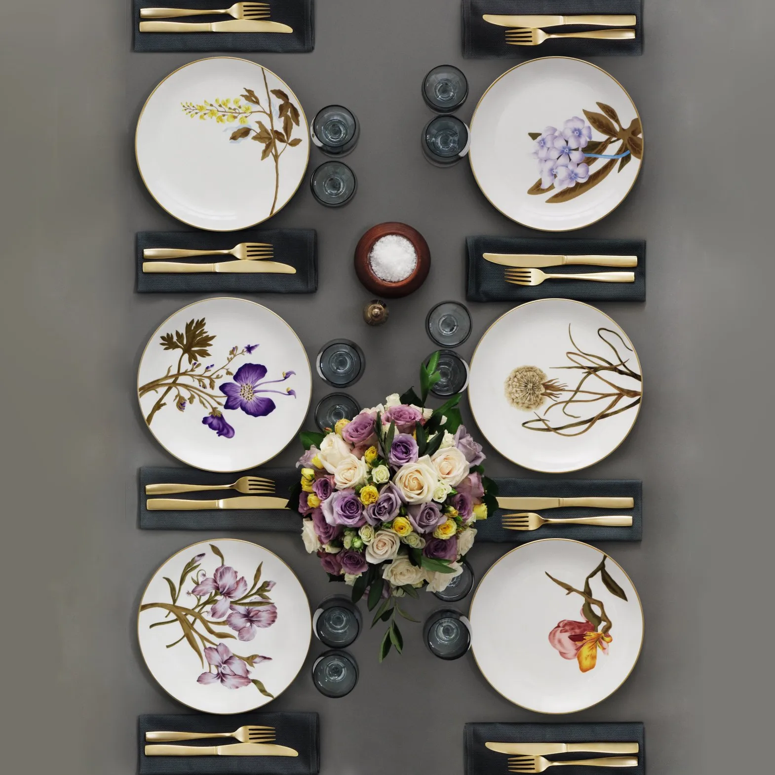 Flora Teller Ø 22cm, Iris Royal Copenhagen